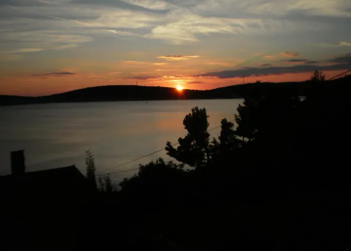 아파트 Pinezic Martinšćica