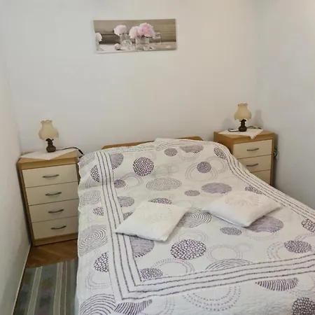 Appartement Pinezić Martinšćica